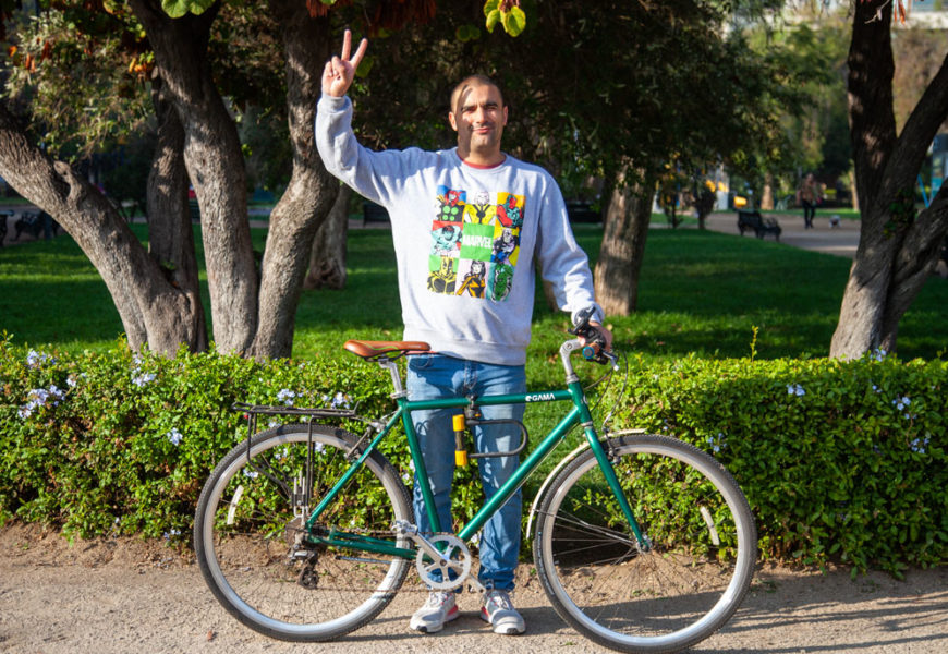Retrato en bicicleta de Sim&oacute;n Espinoza